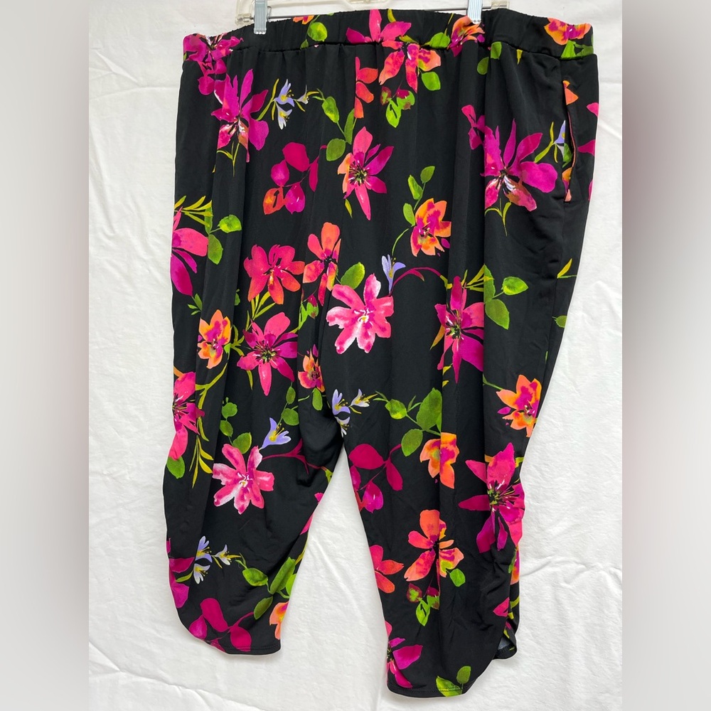 Liz Claiborne Woman 3X Matching 2pc Set - Floral Tunic & Capri Pants Resortwear - Picture 5 of 8